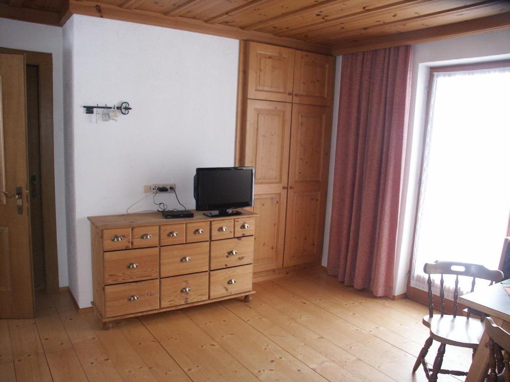 Ferienwohnungen Steidl Innervillgraten Camera foto
